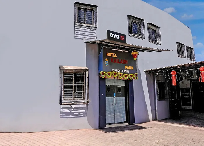 Oyo 845 Hotel Kailash Park Mumbai